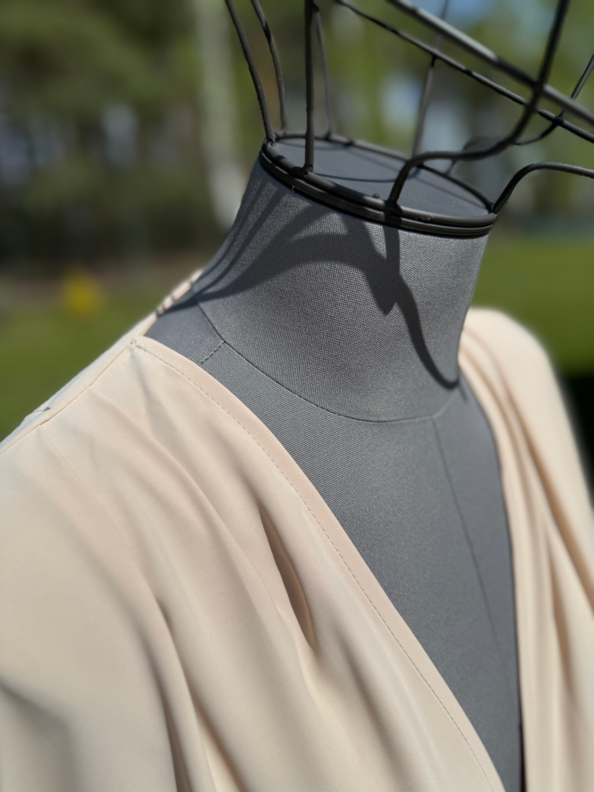 Tulip Open Abaya