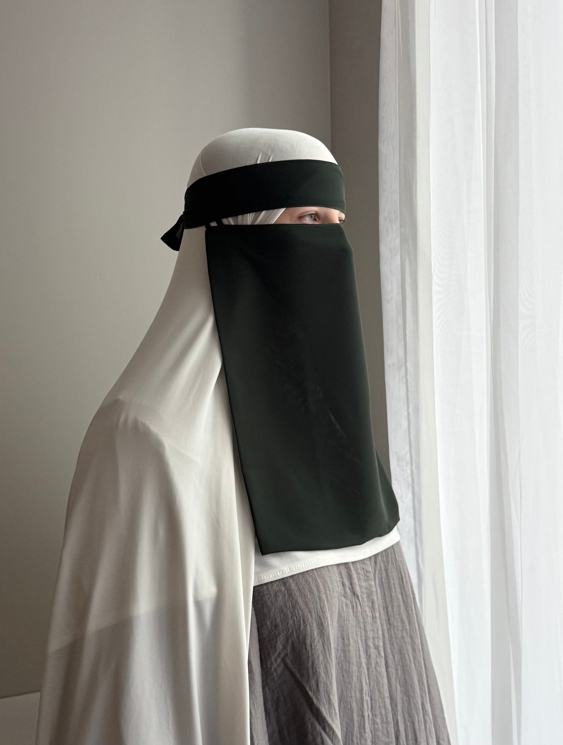 One layer pull down niqab